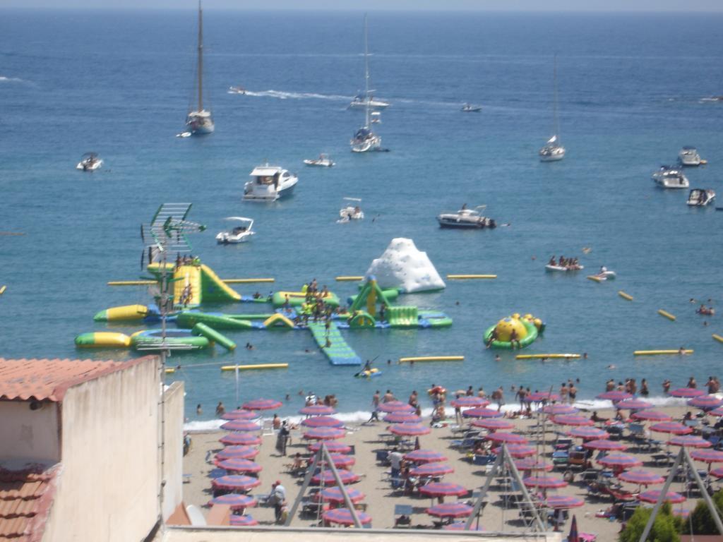 Hotel La Rusticana Giardini Naxos Exterior photo