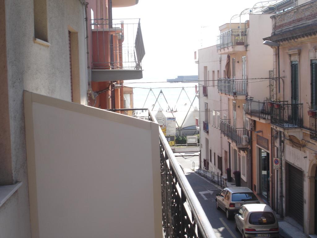 Hotel La Rusticana Giardini Naxos Room photo